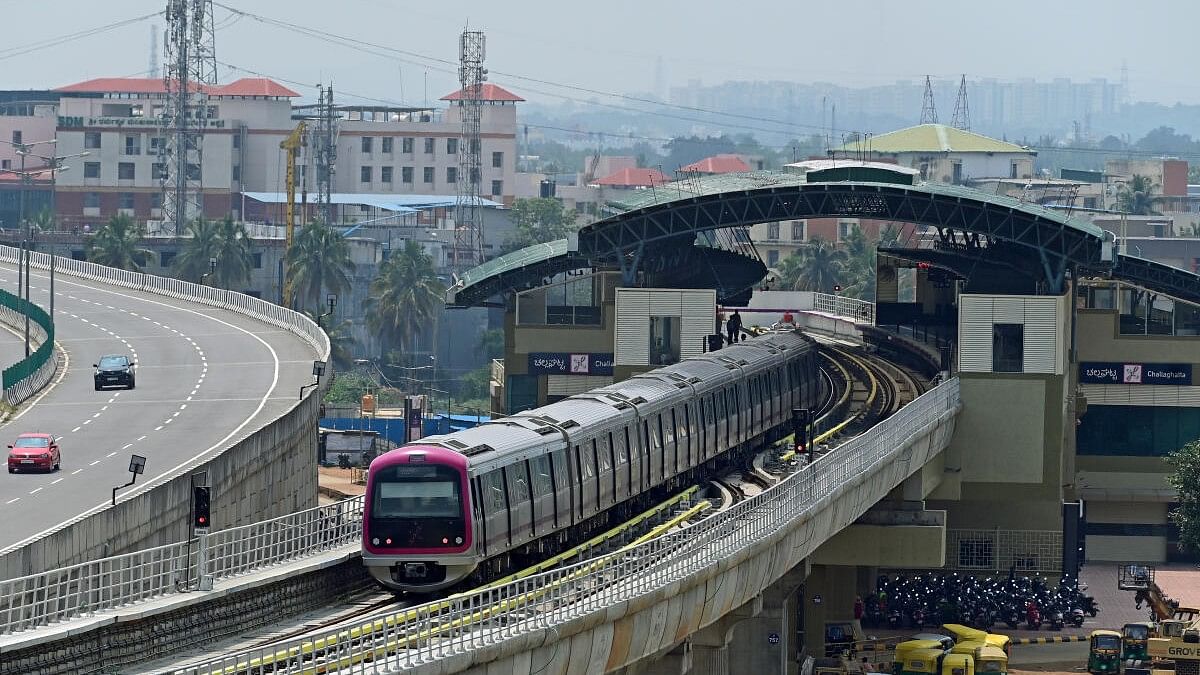 Metro trains start 50 mins late between Majestic, Indiranagar 