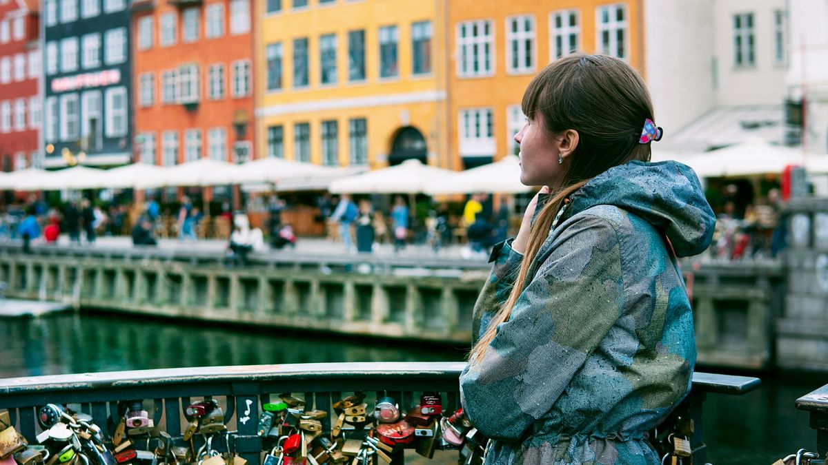 Discover the epitome of Scandinavian charm in Copenhagen. This bicycle-friendly city boasts of colourful streets, world-class cuisine, and a relaxed atmosphere. Solo female travellers can explore historic landmarks, indulge in hygge culture, and experience the warmth and friendliness of Danish hospitality.