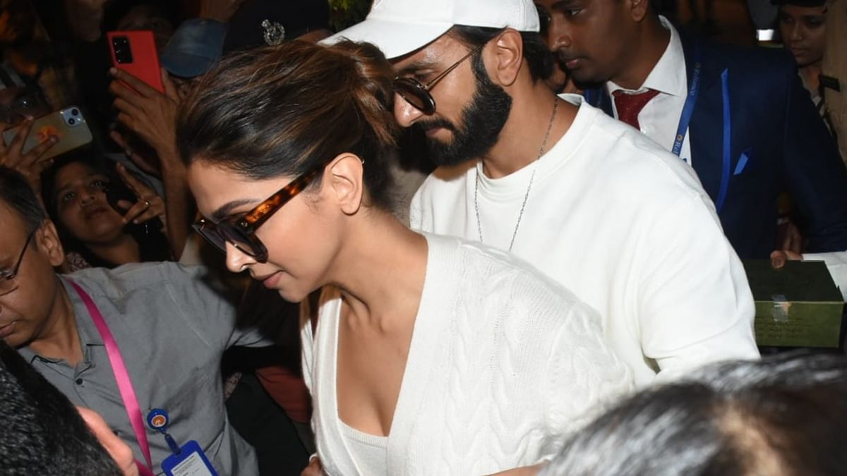 Parents-to-be Deepika and Ranveer were seen twinning in white outfits as they arrived at Jamnagar to attend Anant Ambani and Radhika Merchant’s pre-wedding festivities.