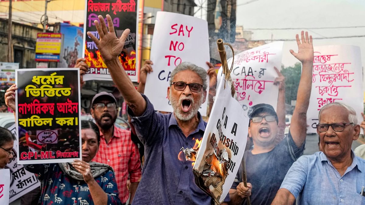 In Kolkata, CPI-ML leaders protested against the implementation of the Citizenship (Amendment) Act.