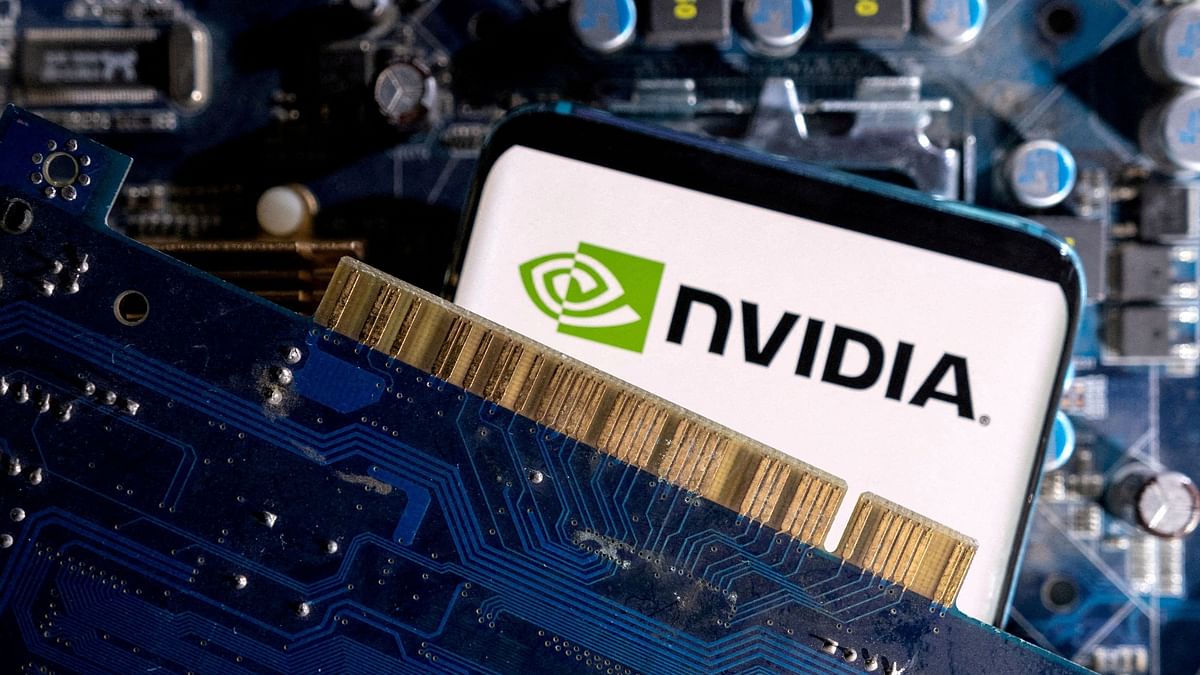 Nvidia unveils flagship AI chip, the B200, aiming to extend dominance