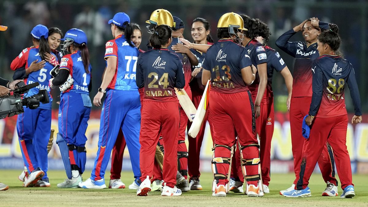 The Royal Challengers made 115 for two in 19.3 overs, a far easier victory than that tight-looking final over finish.