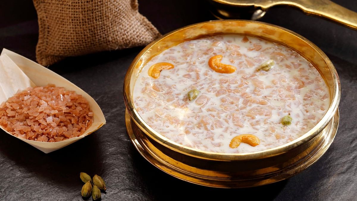 Payasam: No festival is complete without a serving of creamy payasam. Sweetened with sugar and flavoured with cardamom, this luscious dessert is garnished with fried cashews and raisins.