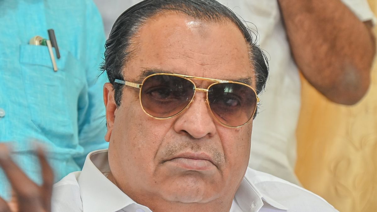 Lok Sabha Elections 2024: Ibrahim plans to forge third front with Dingaleshwar seer in Karnataka