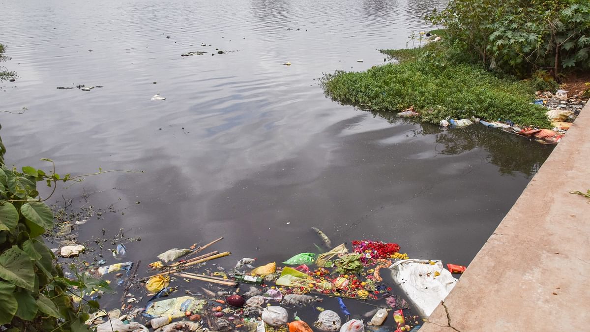 Untreated sewage, effluents sound death knell for lakes 
in and around Bengaluru