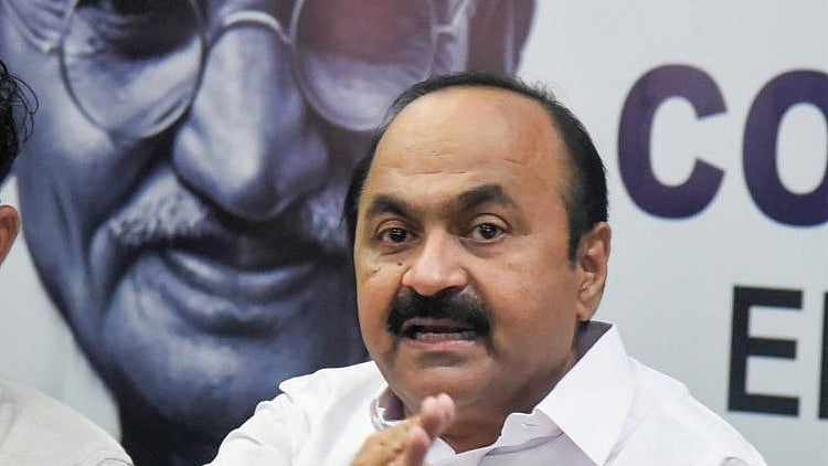 Lok Sabha Elections 2024 | Kerala opposition leader complains to EC against Delhi Lt Governor for model code violation - Vimarsana News