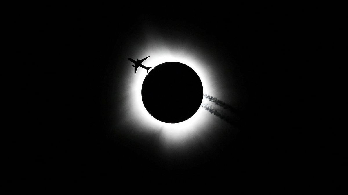 Nature's Masterpiece: Stunning images capture the total solar eclipse