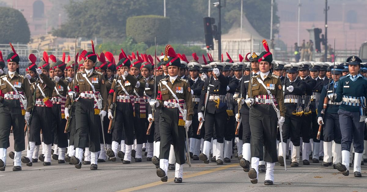 Delhi HC ask Centre to decide representation to include women in armed forces through CDS exam