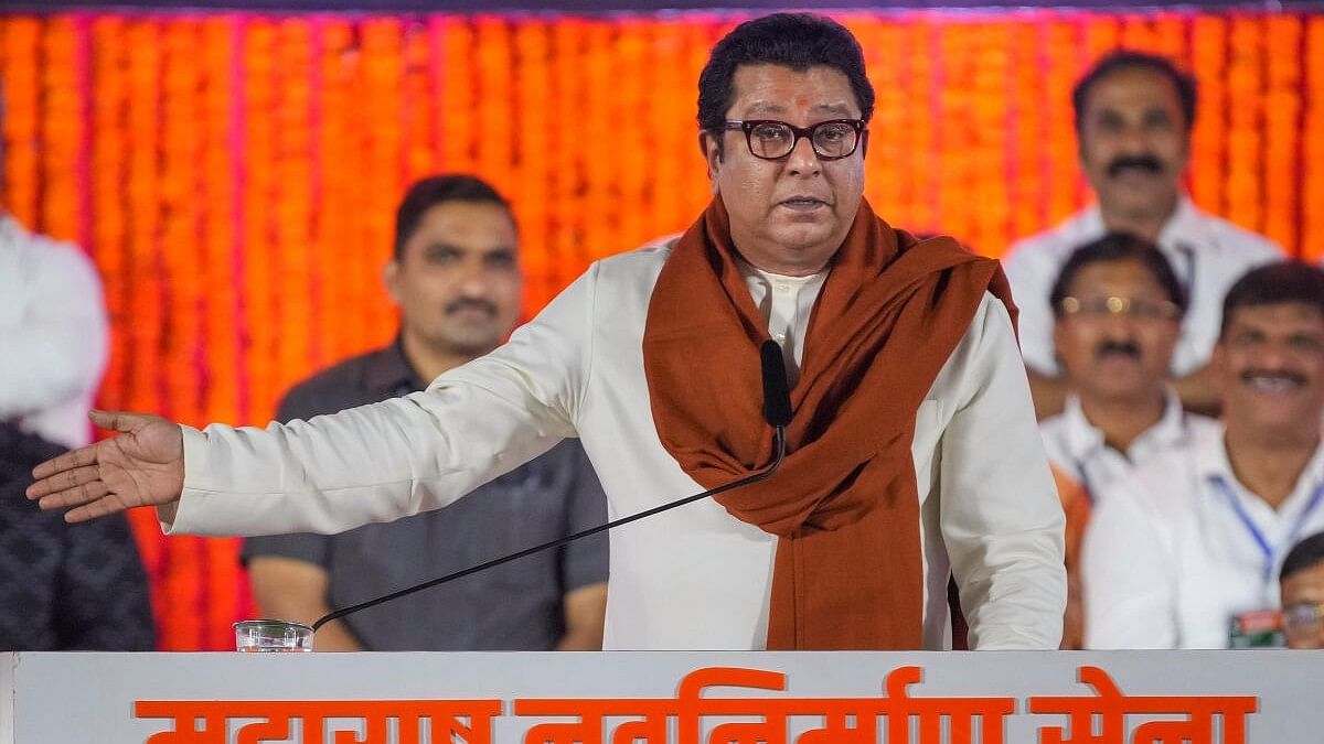 Office-bearers quit MNS in protest after Raj Thackeray declares support to PM Modi
