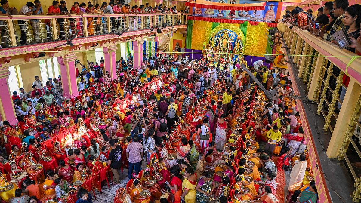 Girls being worshipped during 'Kumari Puja' on the occasion of 'Ram Navami', at the Dakshineswar Ramkrishna Sangha Adyapeath, in Kolkata.