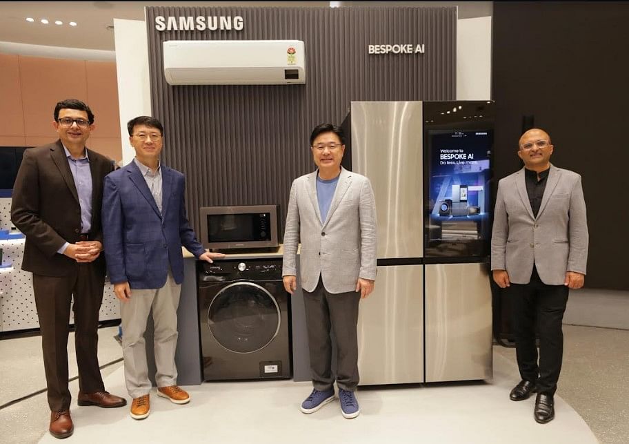 (from L-R) Saurabh Baishakhia - Sr. Director, Digital Appliances,  Samsung India, Richard Oh, Corporate VP, Digital Appliances, JB Park, MD&amp; CEO Samsung SWA, Dipesh Shah, Managing Director, SRI-B launch BESPOKE AI at Samsung BKC in Mumbai.