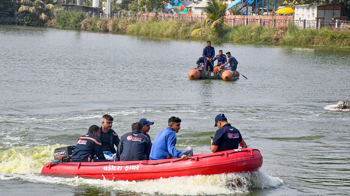 Gujarat boat deaths: HC orders inquiry against former Vadodara civic chief over contract process