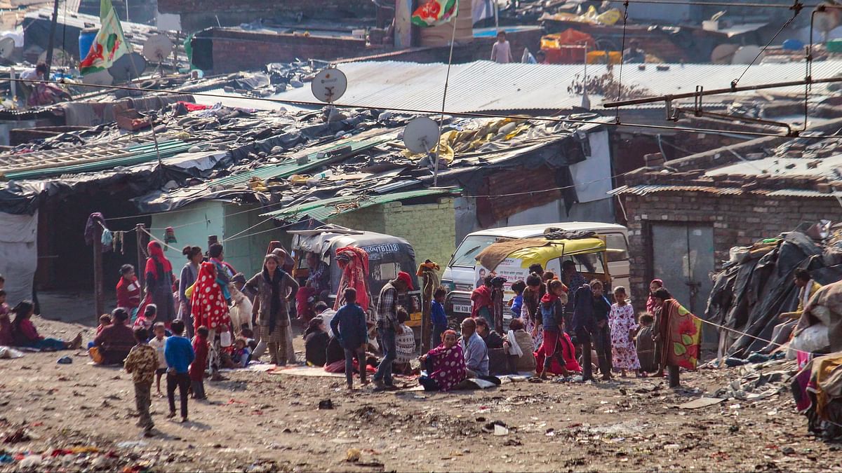 Activists demand better housing, employment for slum dwellers 