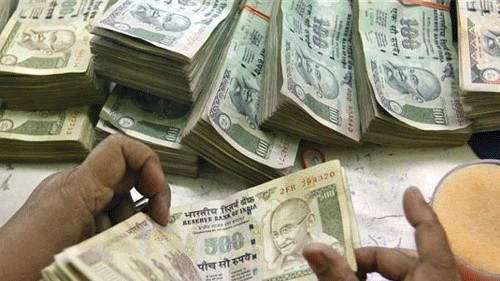 Rupee rises 4 paise to close at 83.48 against US dollar
