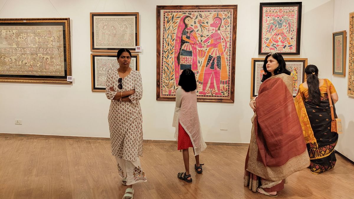 100 Madhubani paintings by women artists depict Ramayan on canvas