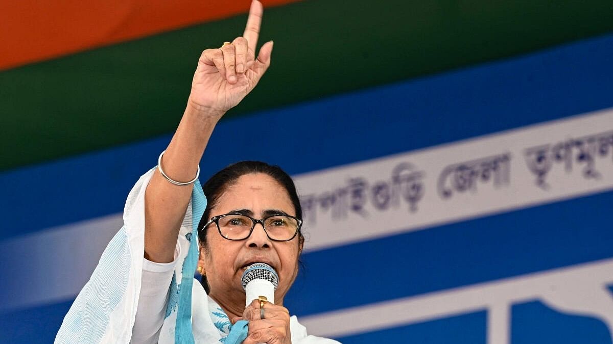 Mamata blames BJP for Ram Navami violence in Bengal, accuses EC of removing top cop on BJP's order
