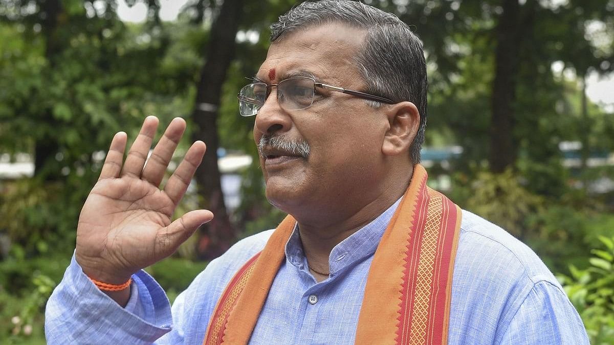 Temples must be freed from govt control, says VHP's Milind Parande