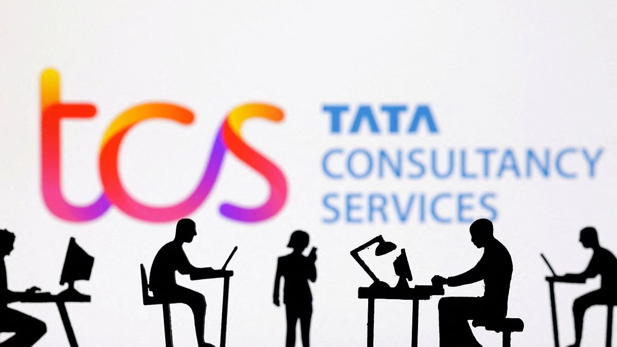 TCS shares climb over 1.50% after March quarter earnings