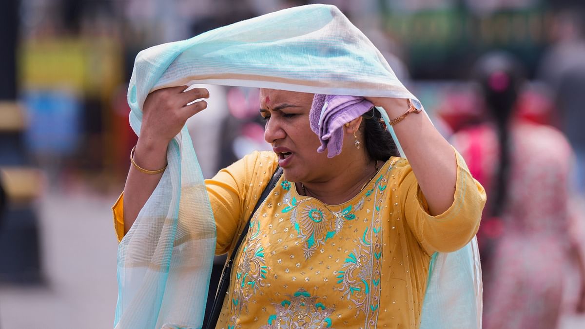 Heat wave grips parts of India with maximum temperatures
between 40 to 46 degrees Celsius