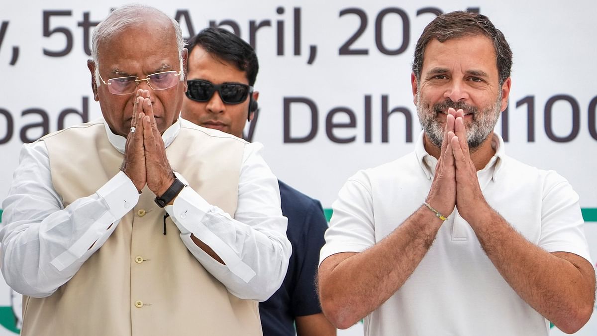 Lok Sabha Elections 2024 | Kharge and Rahul appeal to voters: Step out to protect democracy