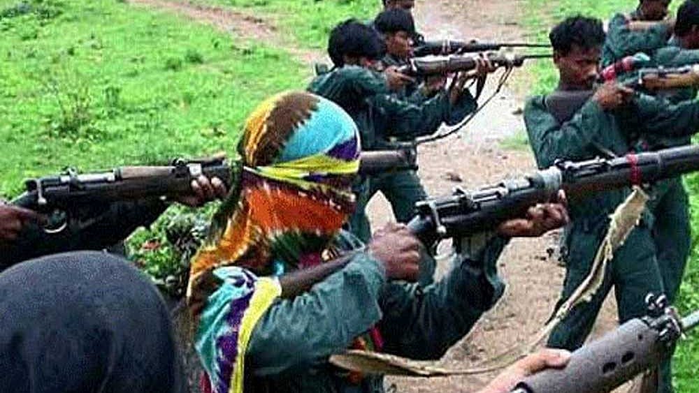 16 Naxals surrender in Chhattisgarh's Bijapur district - Vimarsana News