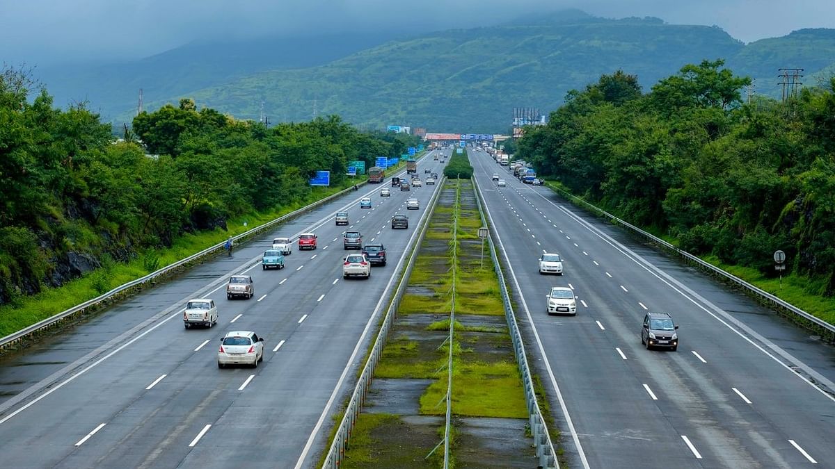 India likely to construct 5-8% more roads y/y in 2024-25: ICRA