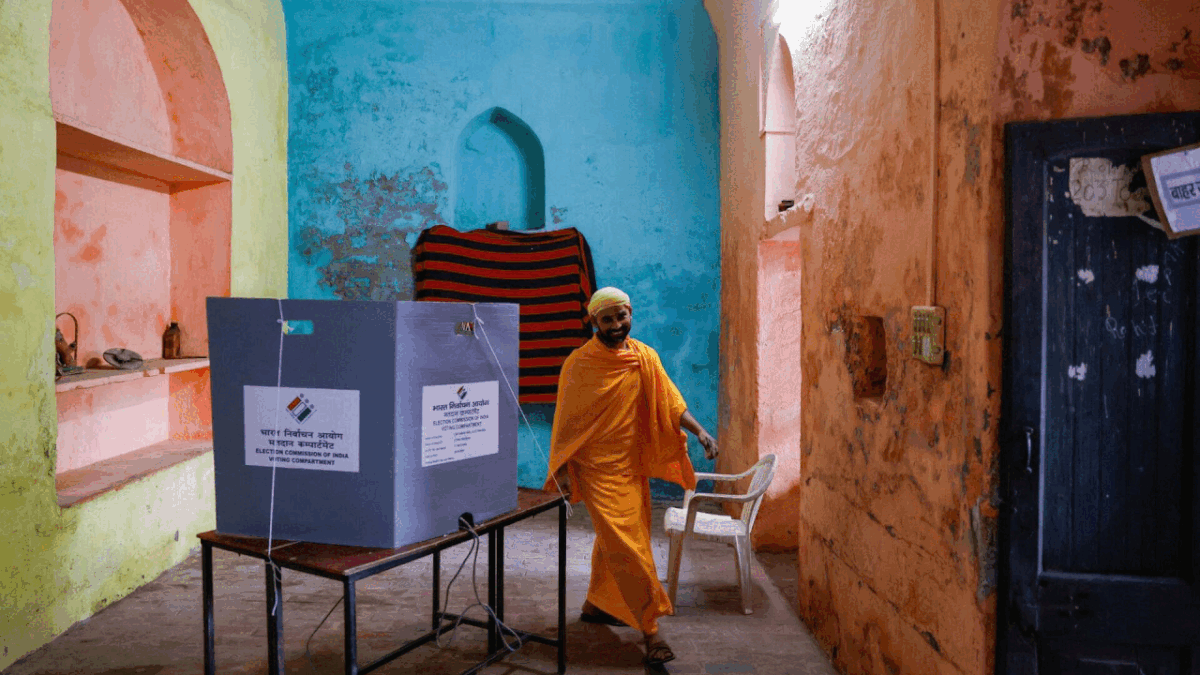 Lok Sabha Elections 2024 Live | Maharashtra sees lowest voting at 31.77% till 1 pm; Tripura highest at 54.47%