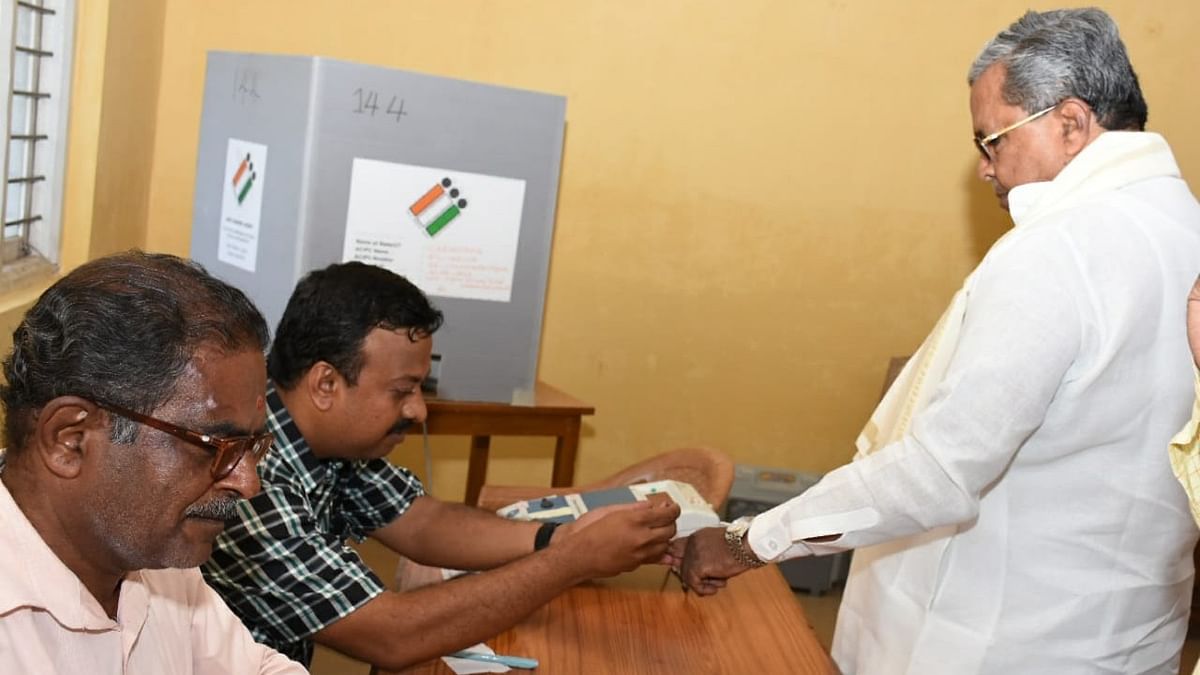 Karnataka CM Siddaramaiah casts his vote in Varuna.