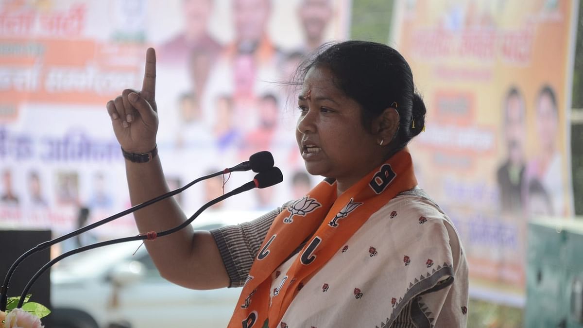 Jharkhand: JMM fields ex-minister Joba Manjhi against BJP's Geeta Kora in Singhbhum