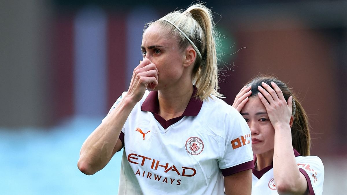 Manchester City miss out on WSL title despite win over Aston Villa