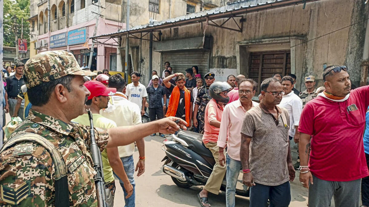 Bengal 2021 post-poll violence case: CBI looking for 6 absconders, houses of 2 TMC leaders raided