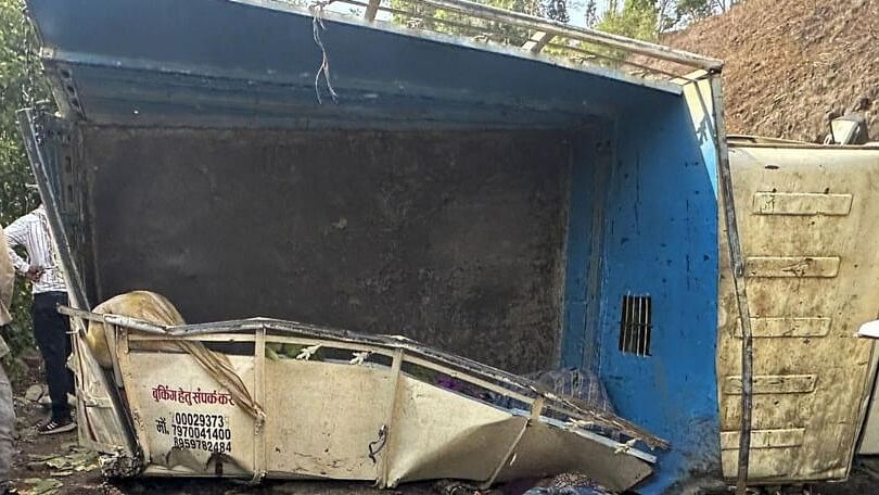 18 killed as mini goods vehicle plunges into valley in Chhattisgarh's Kabirdham