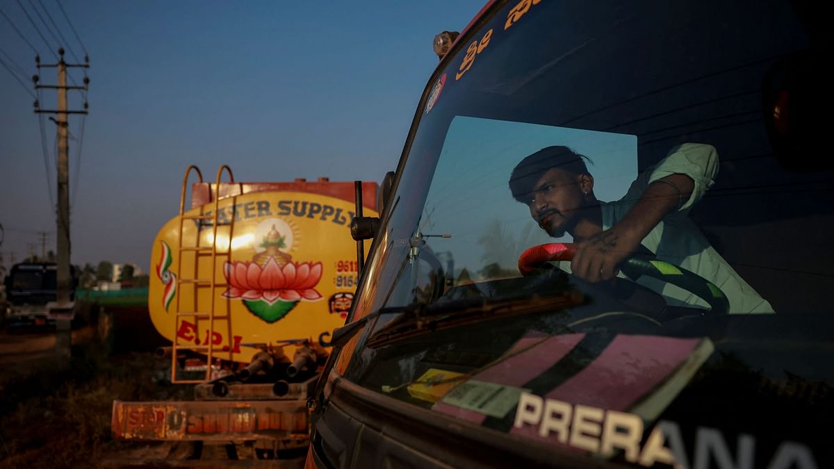 The water tanker drivers who keep 'India's Silicon Valley' Bengaluru going