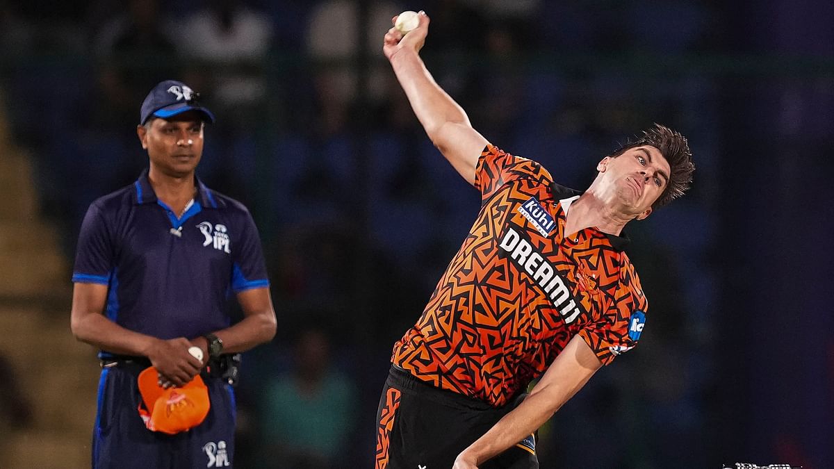 Captain and all-rounder Pat Cummins is a nightmare for the opponents. His leadership skills make him a vital cog in the Sunrisers' lineup.