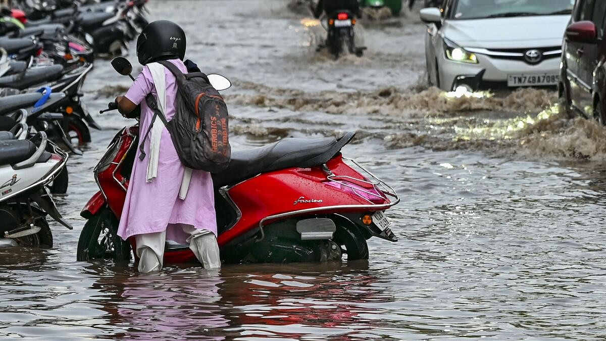 Rains continue to lash Kerala; IMD issues orange alert in two districts