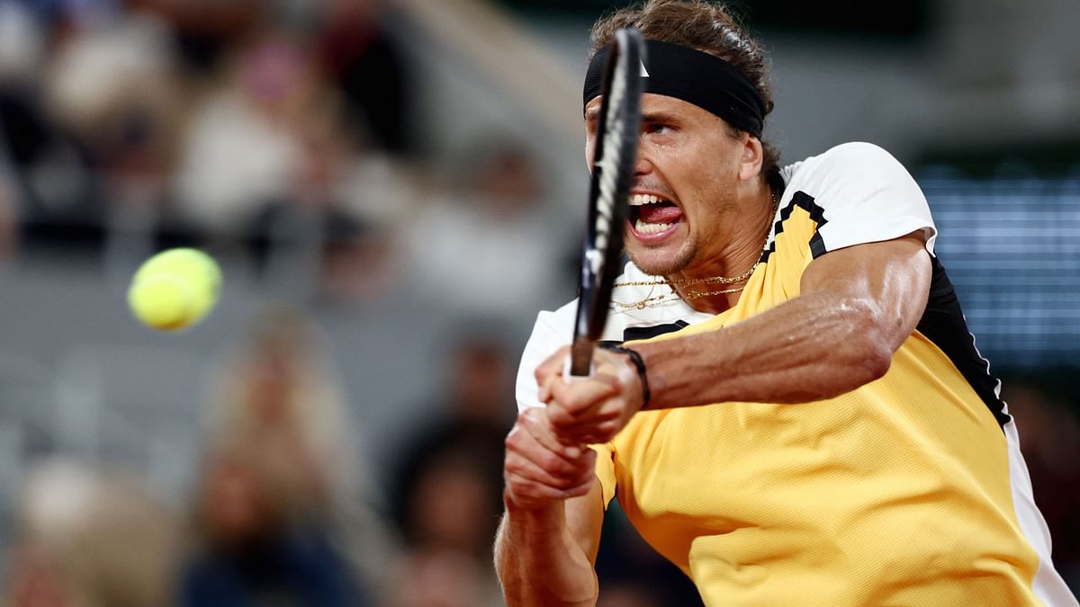 German Zverev, who lifted the Rome Open title last month, proved too strong despite the fans desperately attempting to raise Nadal to past glories.