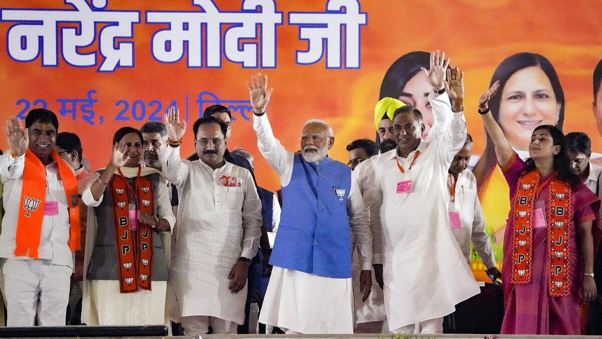 Lok Sabha Elections 2024 | I.N.D.I.A. parties extremely 'communal, casteist & nepotistic', says Modi during Delhi rally