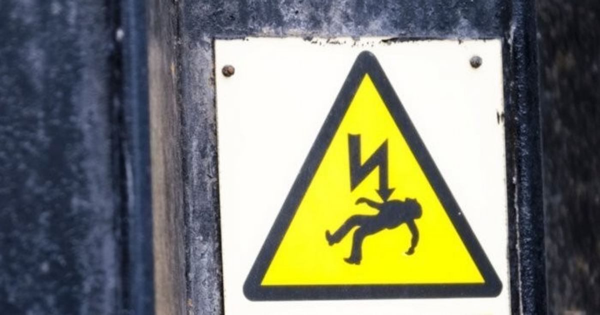 15-Year-Old Dies of Electrocution While Cutting Tree Branches in Nagpur