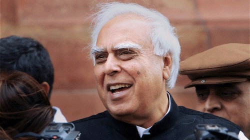 Stalin greets Kapil Sibal on being elected as SCBA president