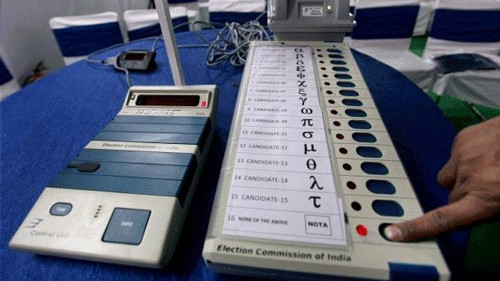 FIR against woman for creating nuisance at polling booth in Thane district