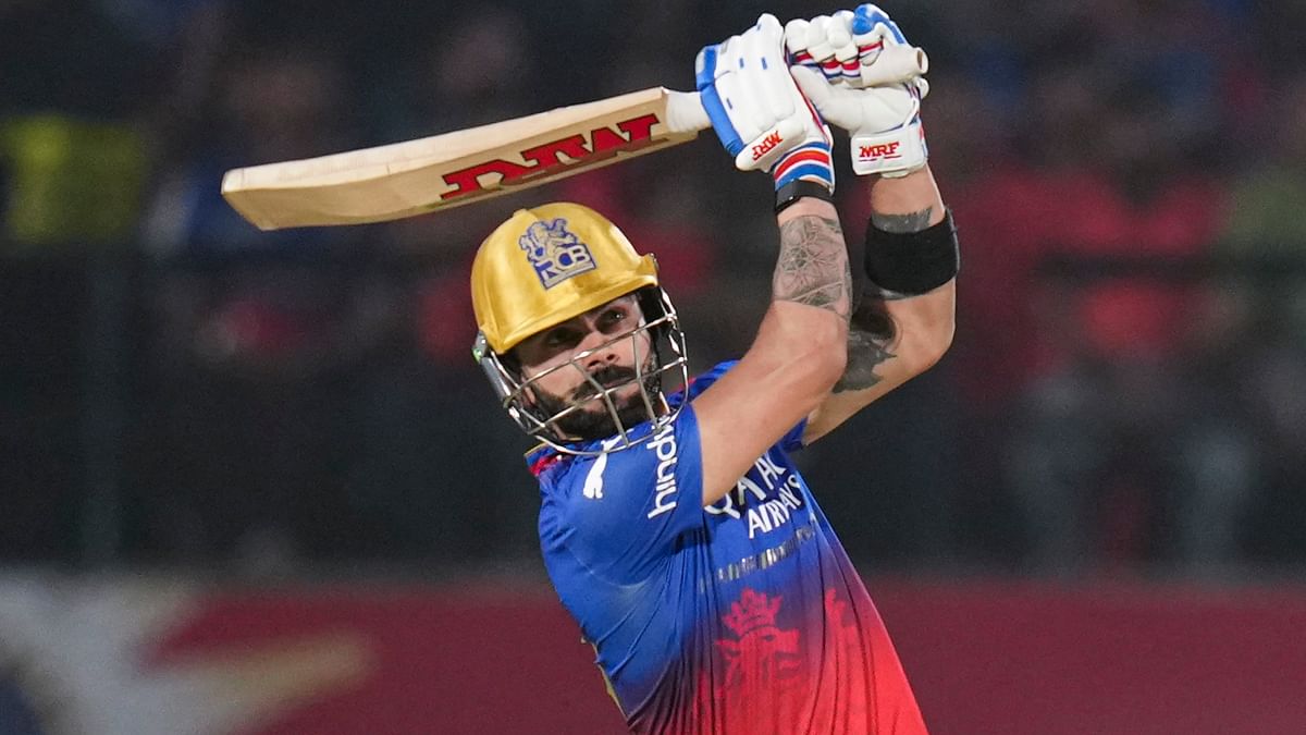 RCB's run-machine Virat Kohli as been in brilliant form with the bat throughout the tournament. He comfortably sits on top on the highest run scorers list with a century and five fifties under his kitty. He is expected to continue his performance and take his team into finals.
