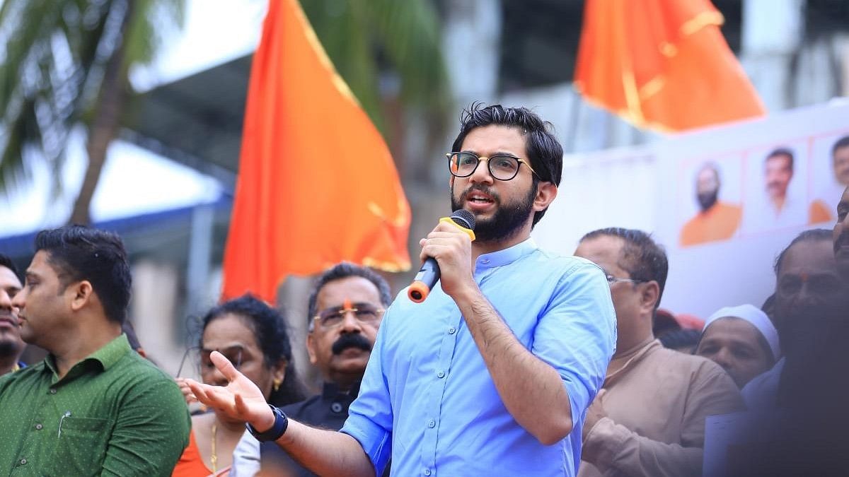 Lok Sabha Elections 2024 | Lot of complaints from voters about facilities outside polling booths: Aaditya Thackeray