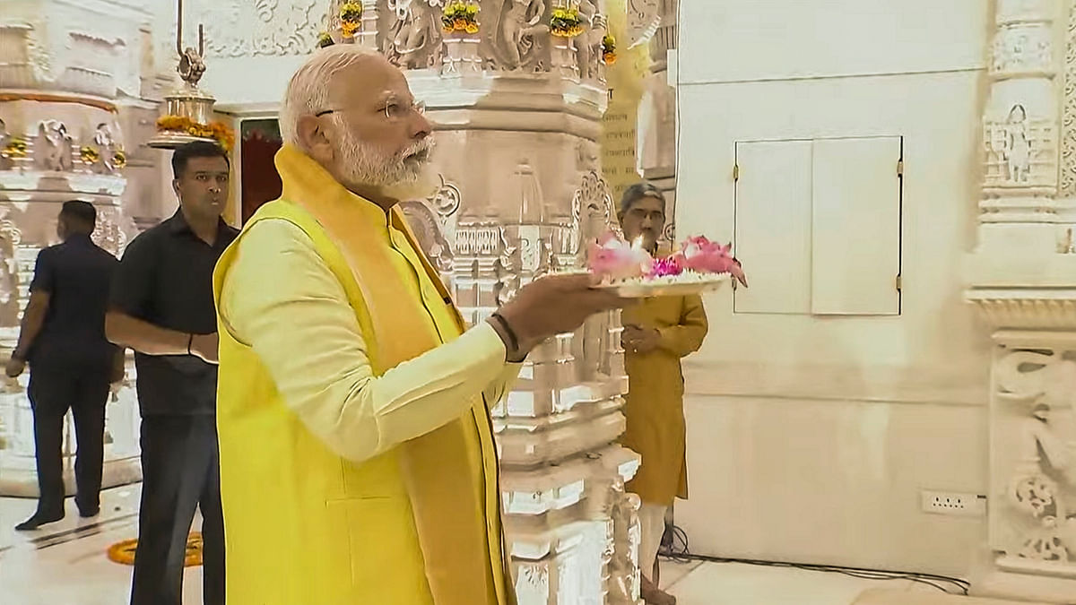Lok Sabha Elections 2024: PM Modi offers prayers at Ram temple in Ayodhya, holds roadshow
