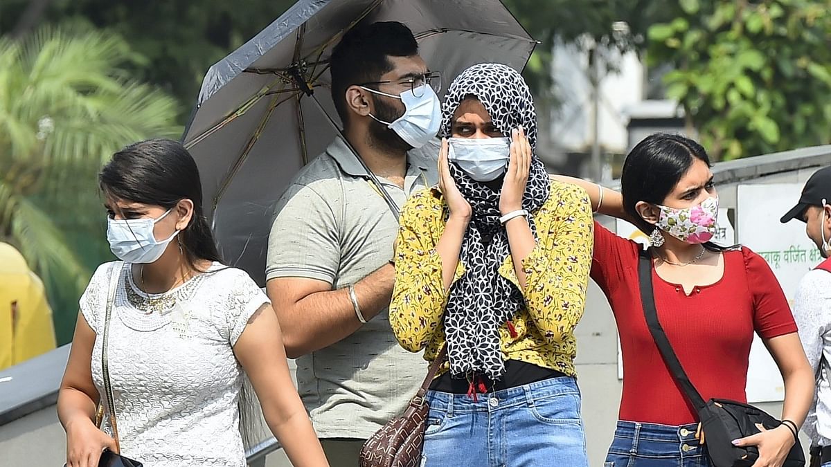 Delhi records 44.4 degrees Celsius, 'red alert' issued due to heatwave