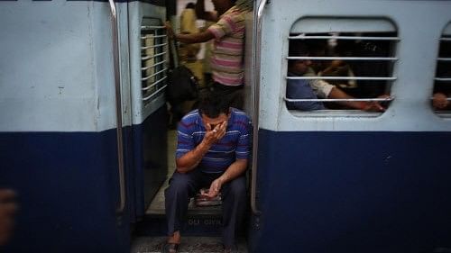 3 passengers injured as iron pole falls on moving train in Chhattisgarh