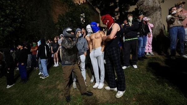 Clashes erupt on UCLA campus between pro-Palestinian supporters and counter-protesters