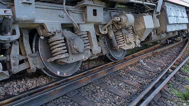 Train engine derails at Jammu railway station