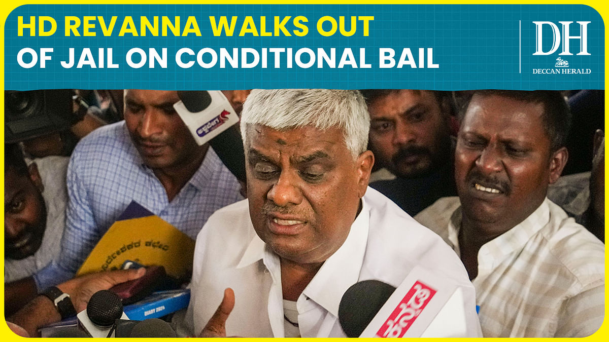 Kidnap case | JD(S) MLA H D Revanna walks out of Parappana Agrahara jail on conditional bail