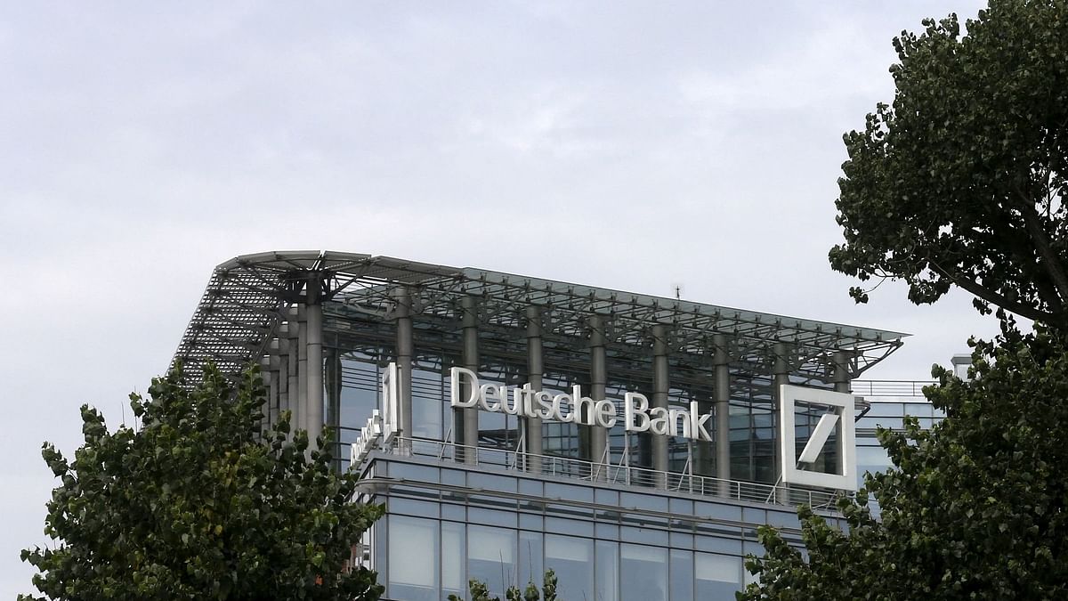 Russian court seizes Deutsche Bank assets as part of lawsuit