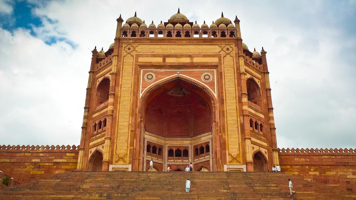Lok Sabha Elections 2024: A 'baba' and a 'rebel' make electoral battle interesting in this UP town founded by Mughal emperor Akbar